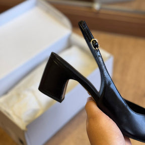 Sandália Arezzo Salto Bloco A137570001