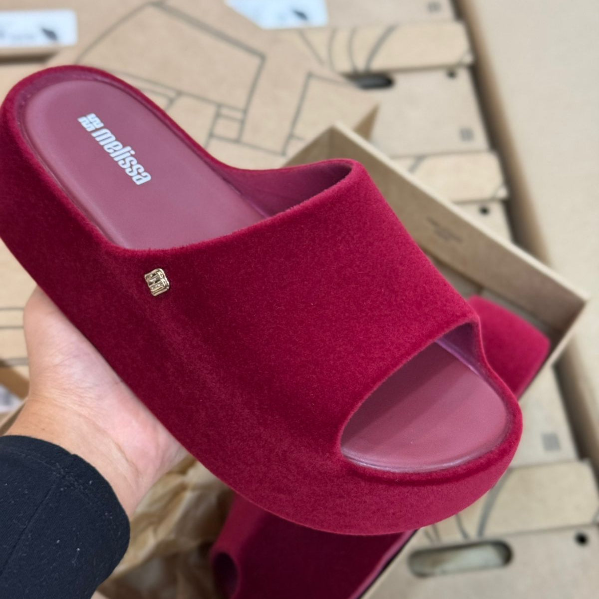 Sandália Melissa Free Platform Slide Velvet 37846