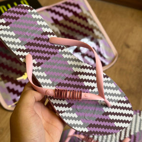 Chinelo Santa Lolla + Necessaire 0342.505A.0016