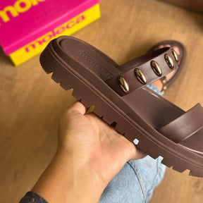 Sandália Moleca Detalhe de Pontinhos Dourados 5504.112