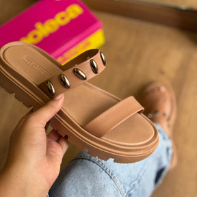 Sandália Moleca Detalhe de Pontinhos Dourados 5504.112