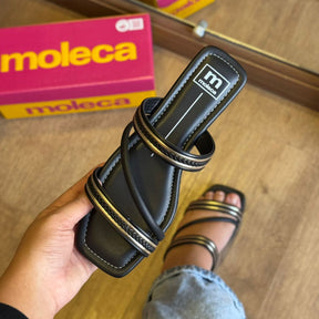 Sandália Moleca Rasteira Duas Tiras Brilhosas 5462.142