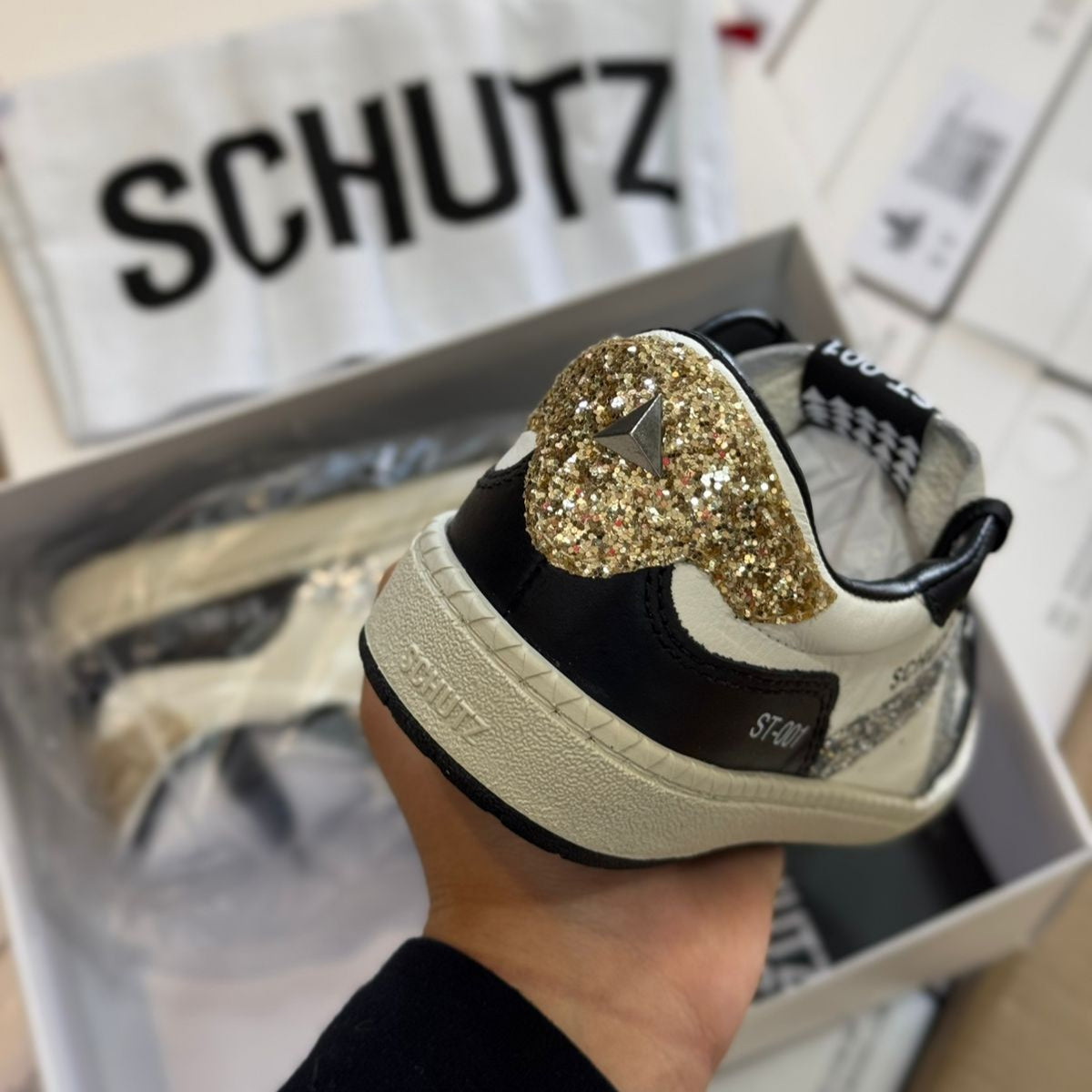Tênis Schutz ST 001 Couro Glitter S218530001