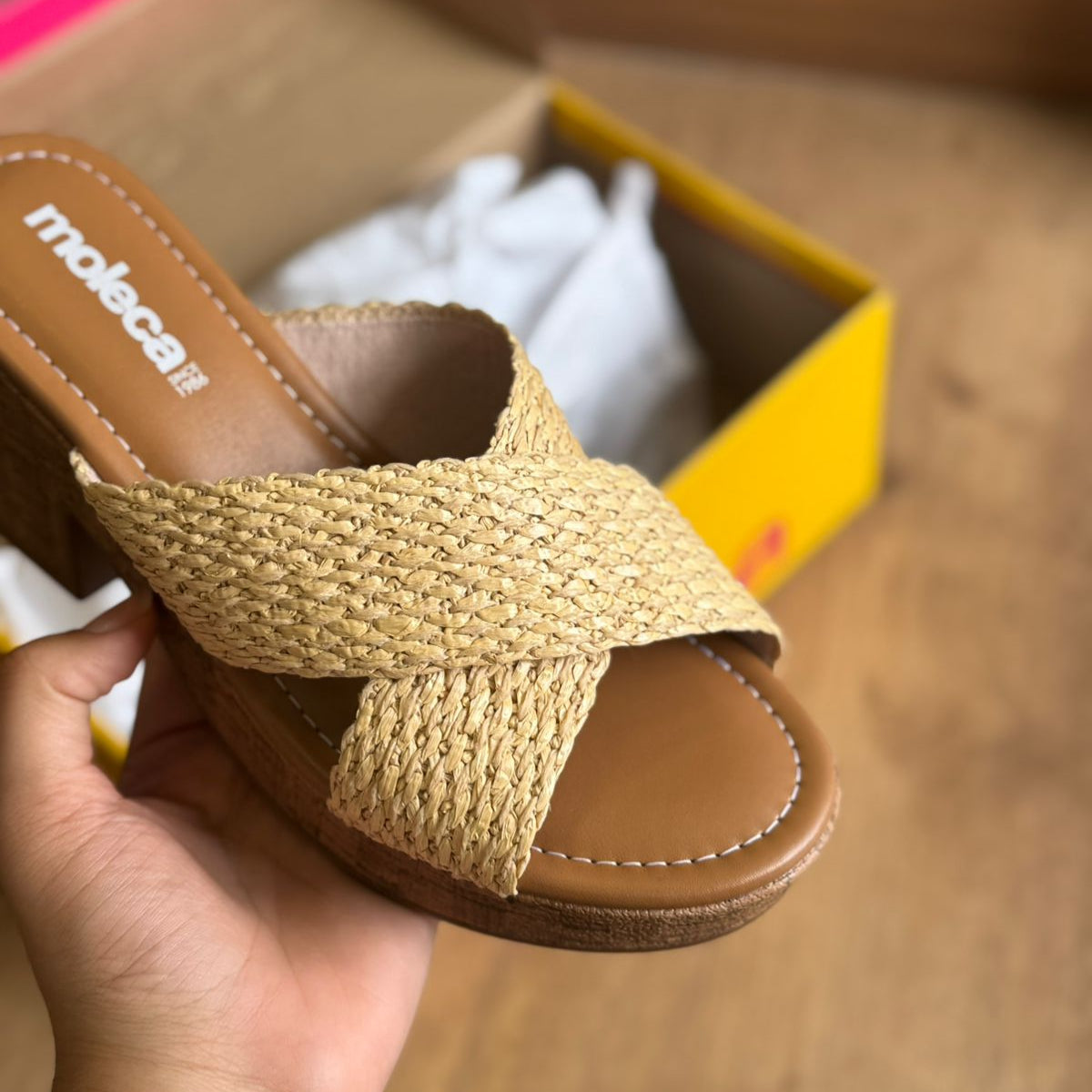 Sandália Moleca Tamanco Cruzado Efeito Palha 5549.104