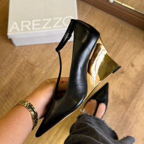 Scarpin Arezzo Couro Salto Anabela Dourado Tira A137010008