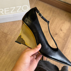 Scarpin Arezzo Couro Salto Anabela Dourado Tira A137010008