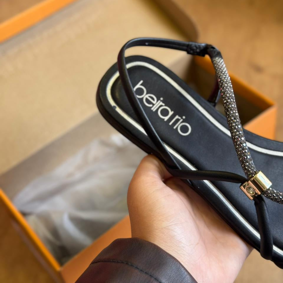 Sandália Beira Rio Rasteira com Tira Strass 8552.103