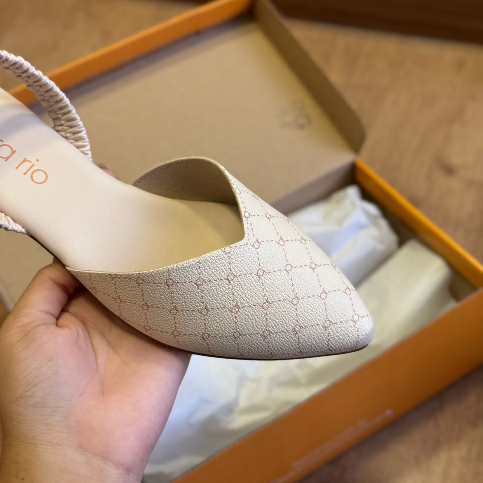 Mule Beira Rio Bico Fino 4134.446.29446