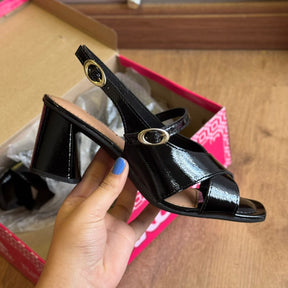 Sandália Dakota de Salto Bloco Tiras Cruzadas Y9201