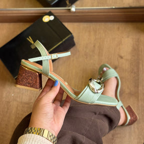 Salto Vizzano Argola Dourado 6428.155