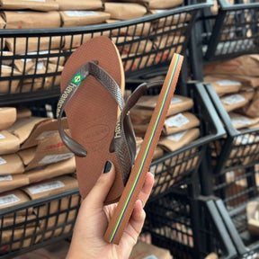 Havaianas Brasil Logo + Pin Tucano e Coqueiro