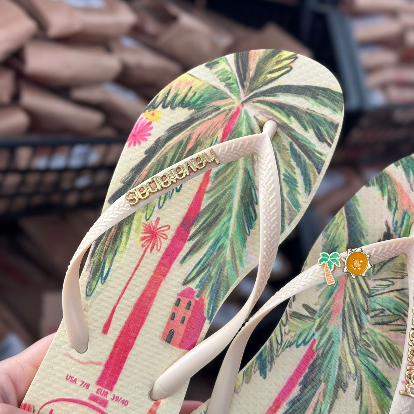 Havaianas Summer Bliss + Pin Sol e Tucano