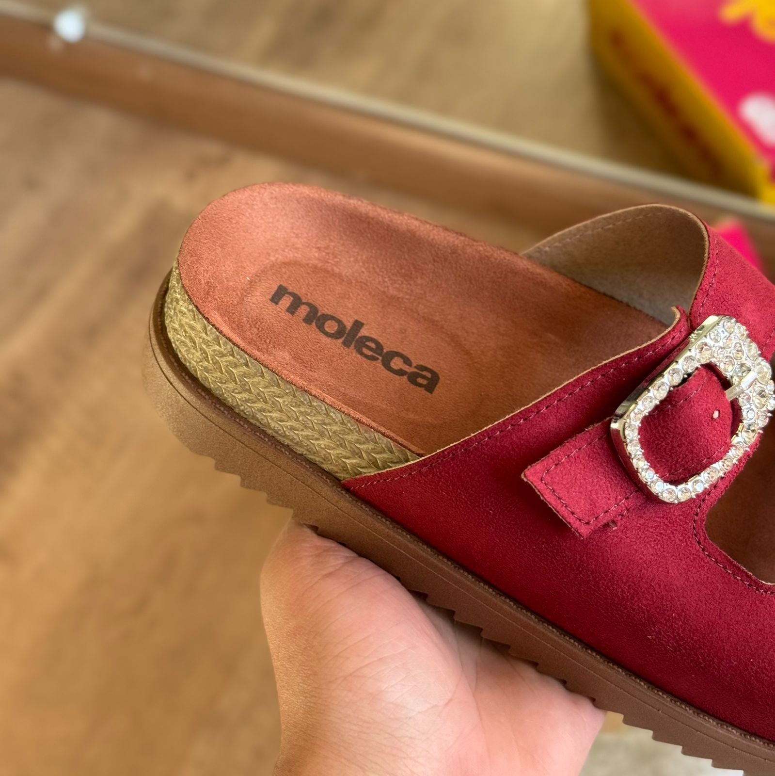 Sandália Moleca Fivela Brilhante 5500.217