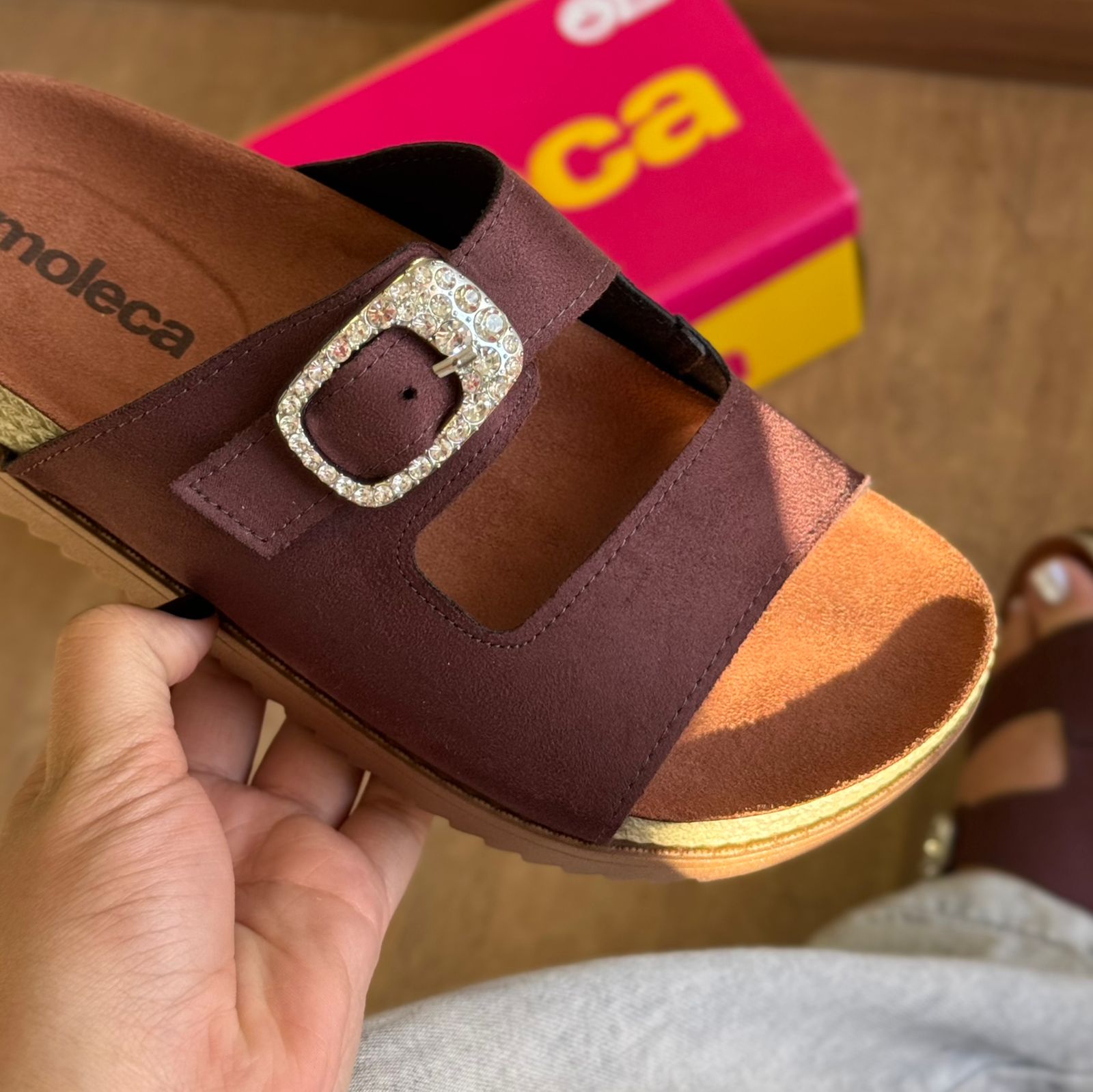 Sandália Moleca Fivela Brilhante 5500.217