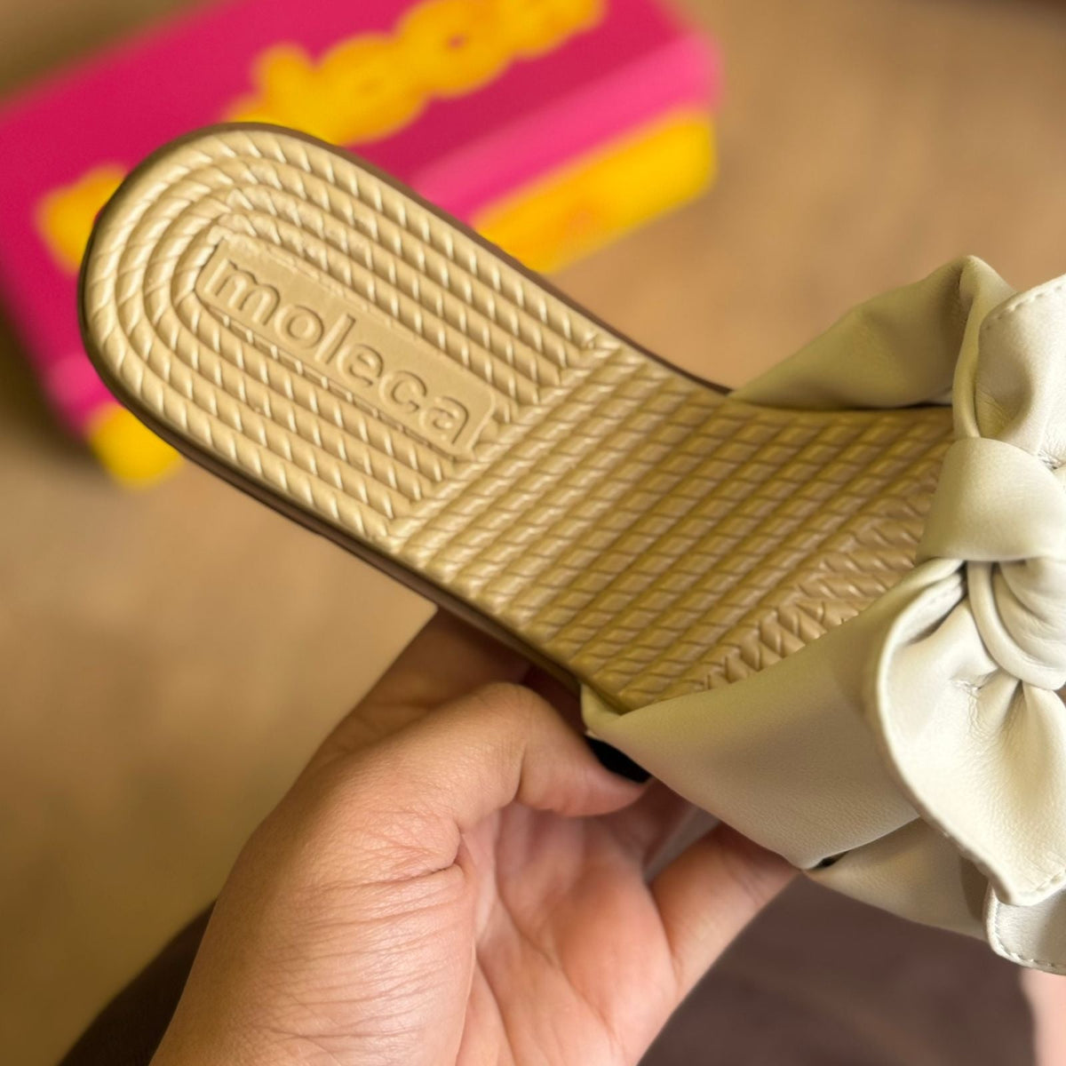 Sandália Rasteira Moleca Dois Laços 5558.104