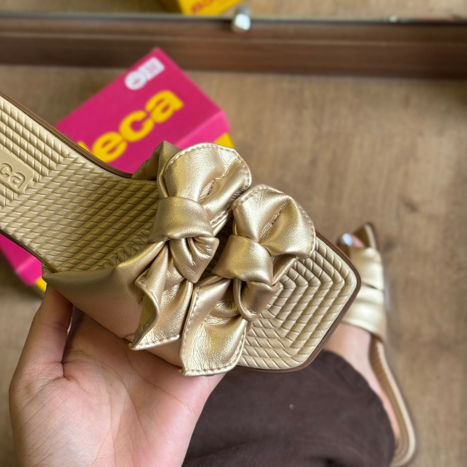 Sandália Rasteira Moleca Dois Laços 5558.104