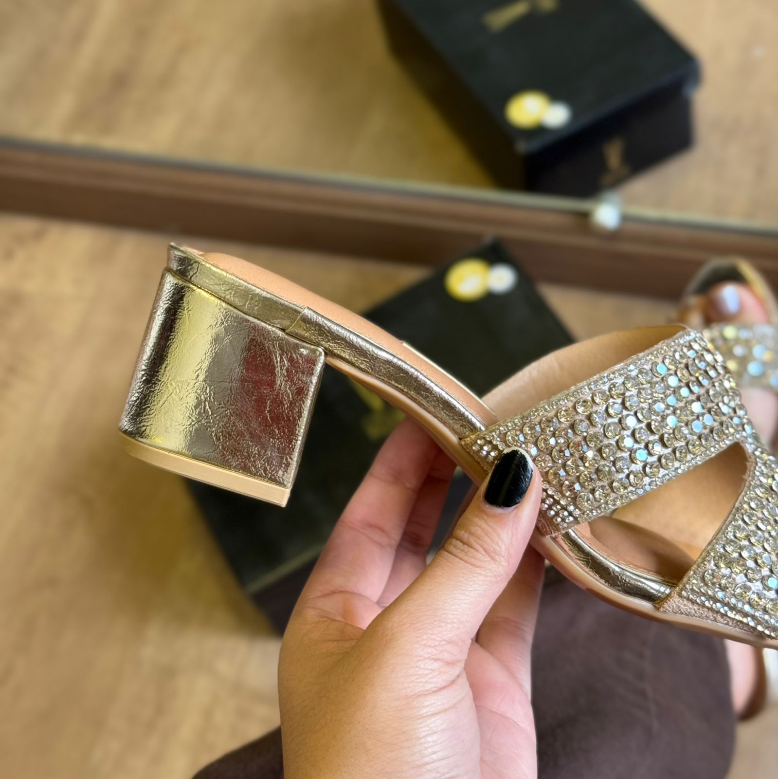 Sandália Salto Vizzano Tiras Brilhante 6291.1196