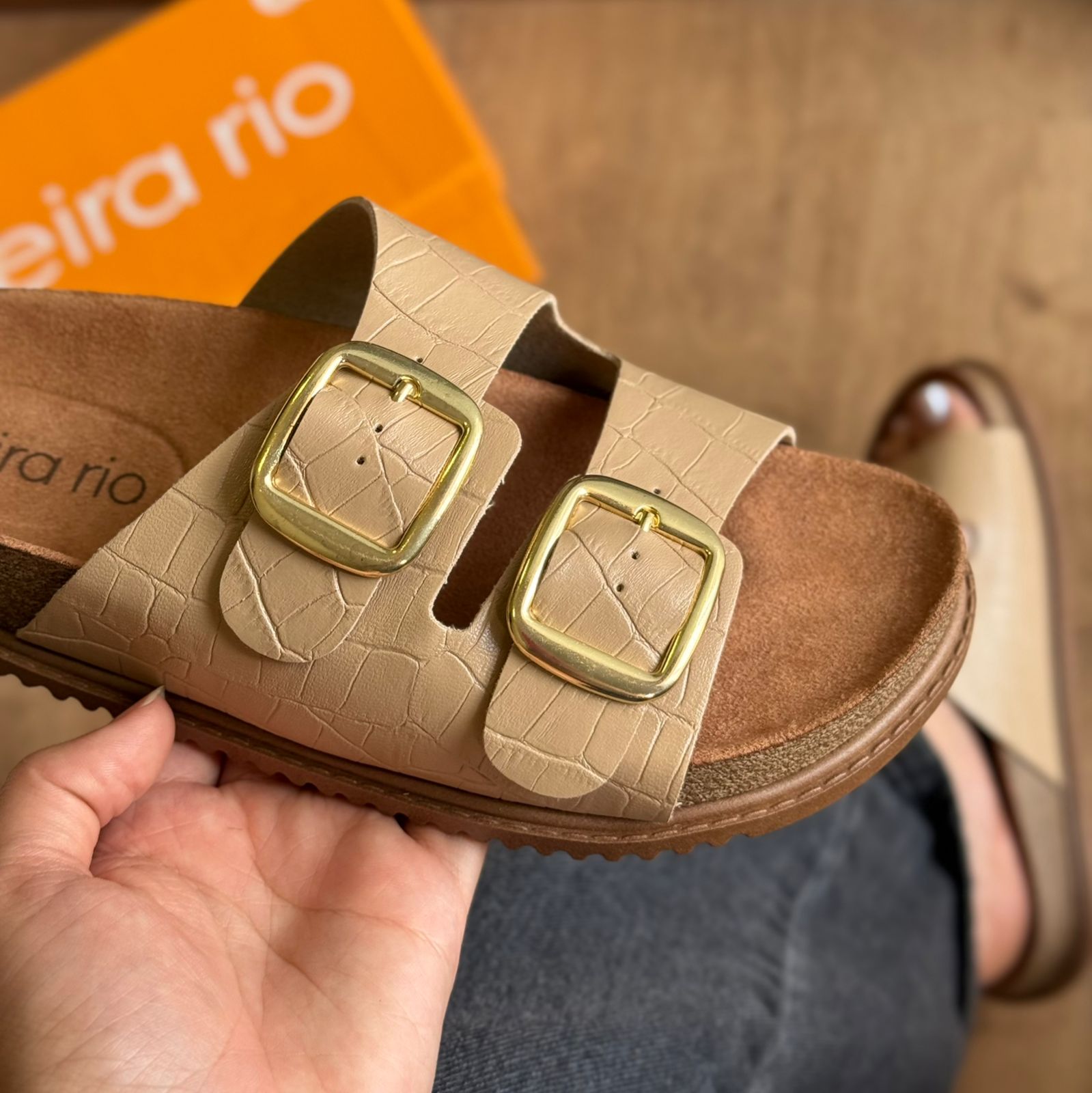 Papete Detalhe Fivela Dourada Beira Rio 8523.108.30630