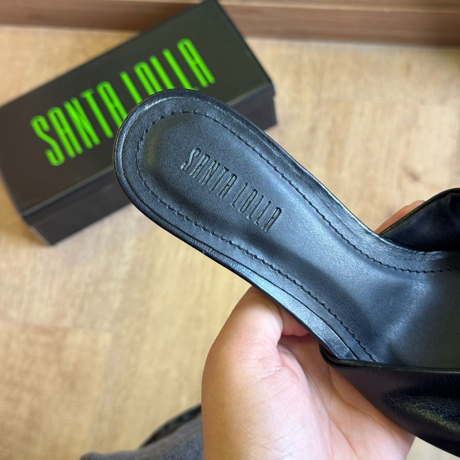 Mule Santa Lolla Couro Torino Salto Baixo Fino 0828.4A38.033B