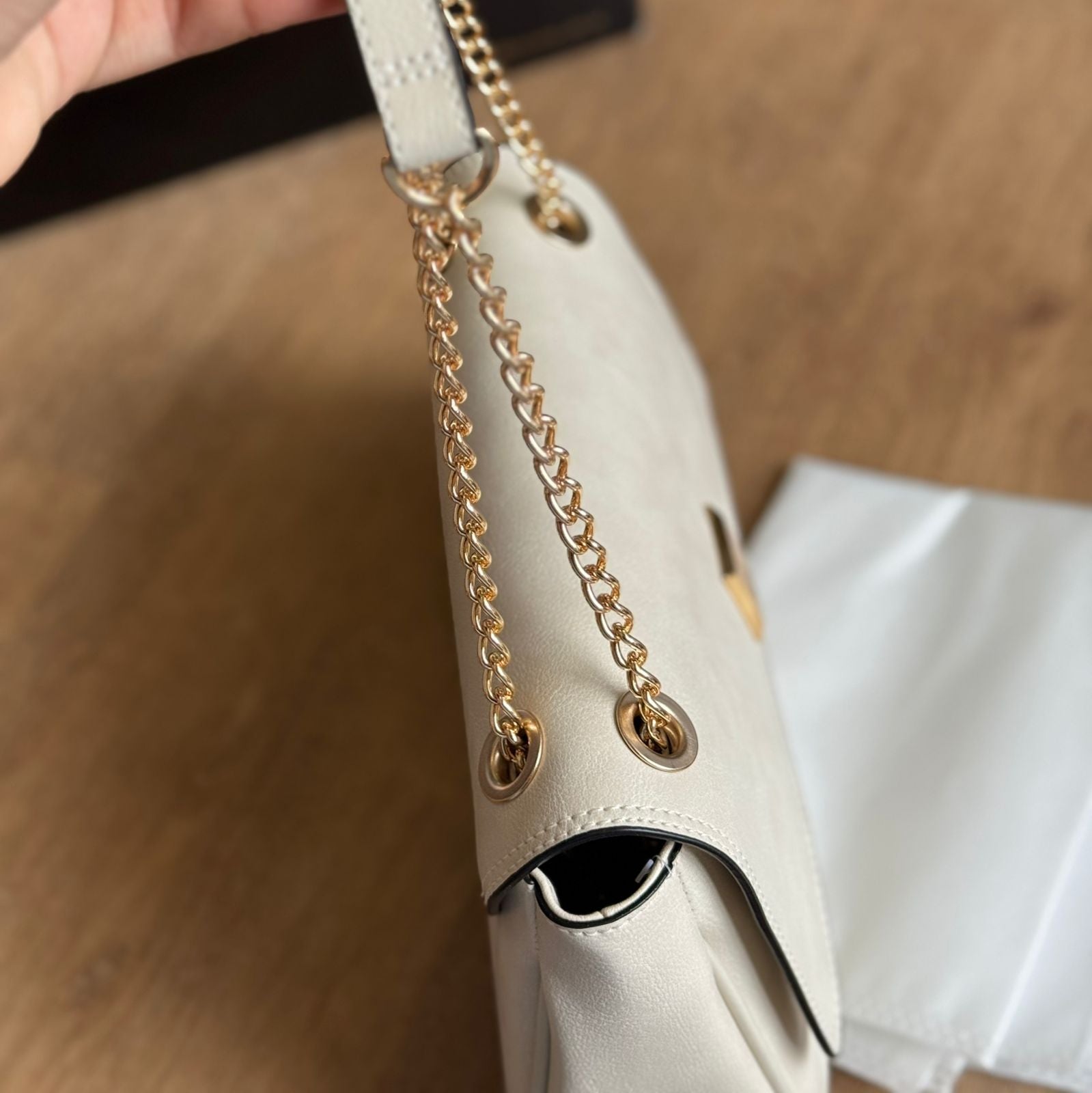 Bolsa Vizzano Transversal Alça de Corrente 10077.4