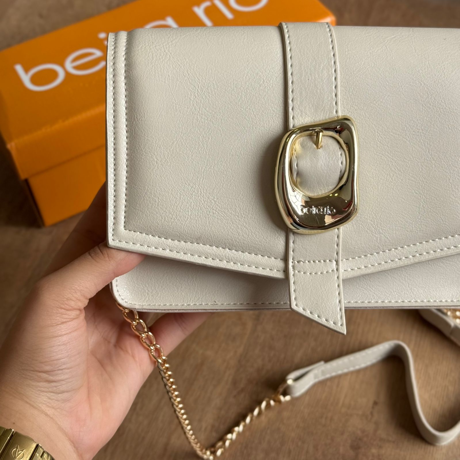 Bolsa Beira Rio Detalhe Dourado 80018.7