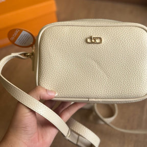 Bolsa Feminina Logo Dourado Beira Rio 80016.5.26492