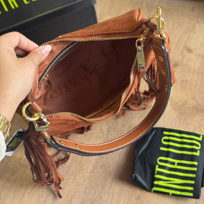 Bolsa Santa Lolla Hobo Camurça Franjas Alça de Ombro 0470.56F0.038E