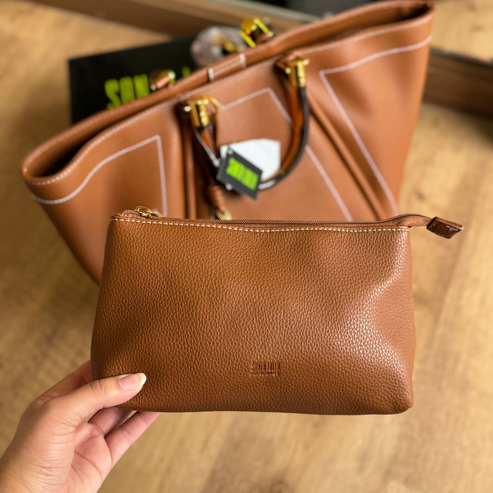 Bolsa Santa Lolla Shopper E Necessaire Floater Pespontos 0453.570E.0378