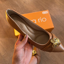 Sandália Beira Rio Salto Baixo Detalhe Dourado 4182.232