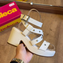 Tamanco Moleca com Ajuste e Tiras Grossas 5549.106