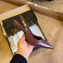 Scarpin Slingback Santa Lolla Verniz Salto Fino Médio 06D1.49EB.0202