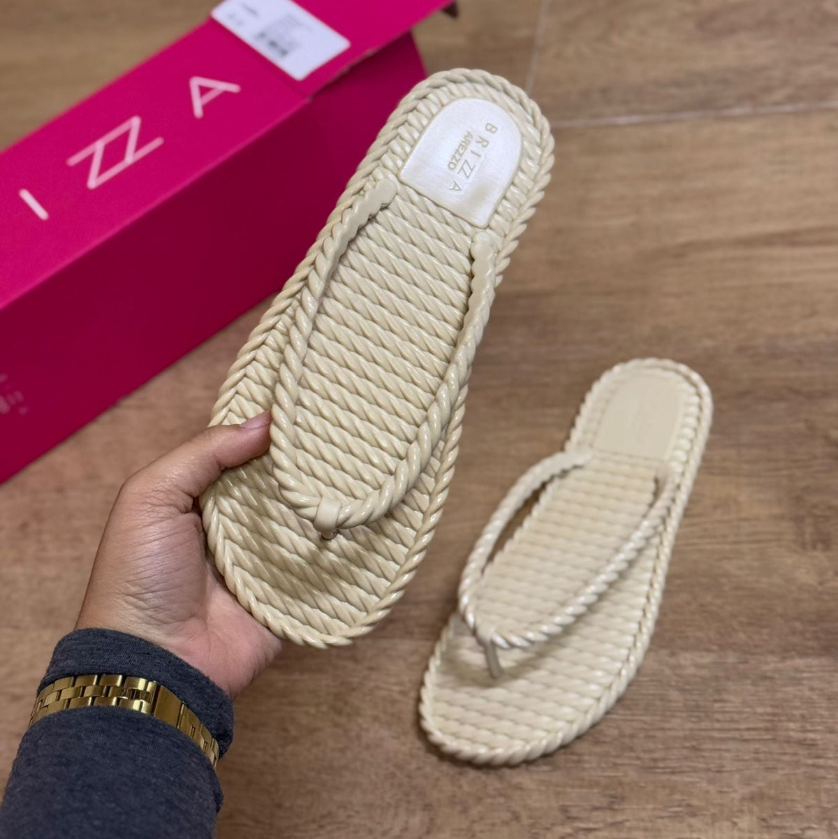 Sandália Arezzo Rasteira Marrocos Z191700001