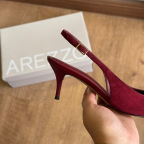 Scarpin Arezzo Camurça Salto Kitten Slingback A138550002
