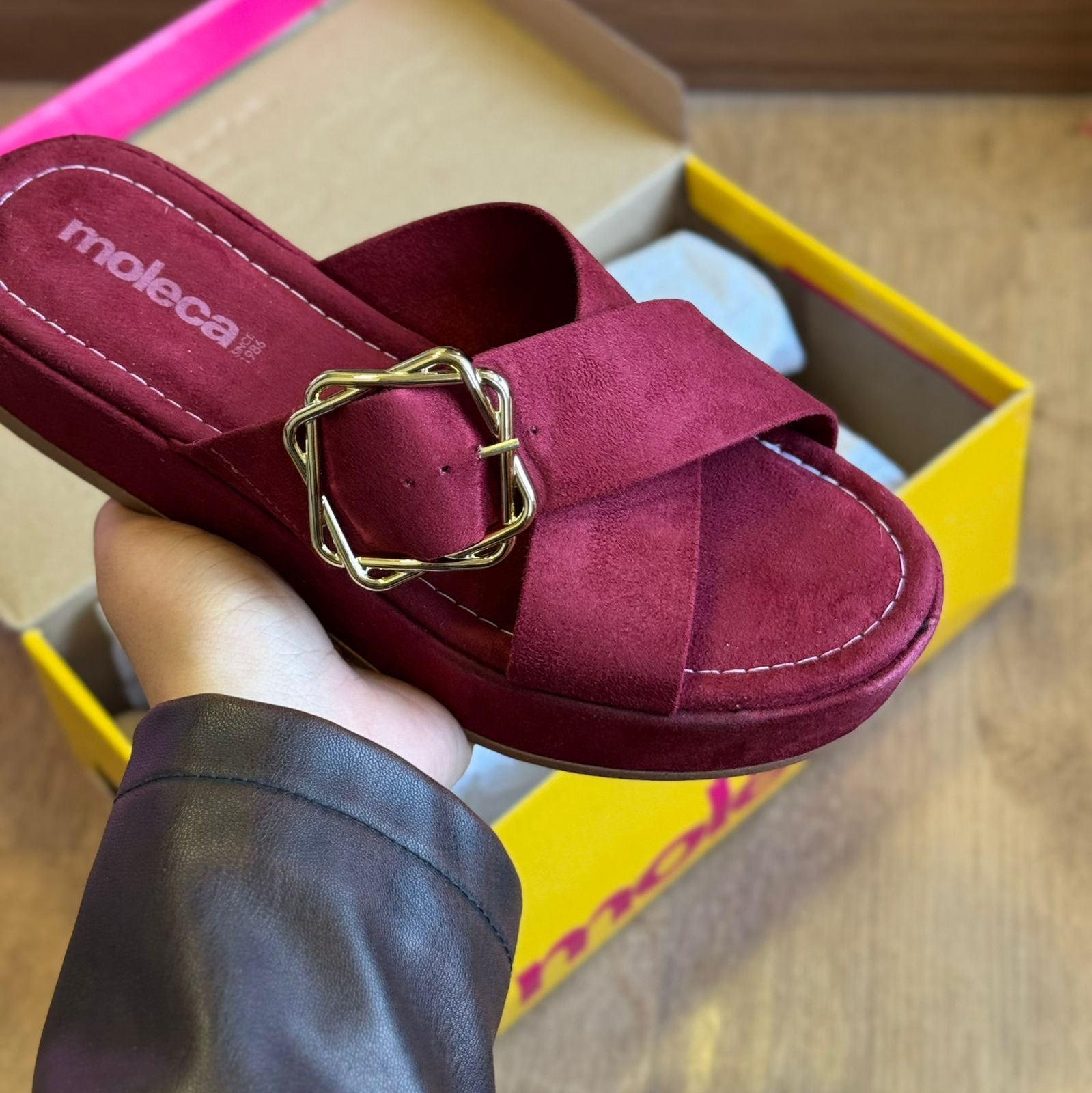 Sandália Moleca Detalhe Fino na Tira 5553.101