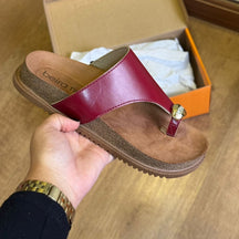 Sandália Papete Beira Rio Detalhe Dourado no Dedo 8524.110