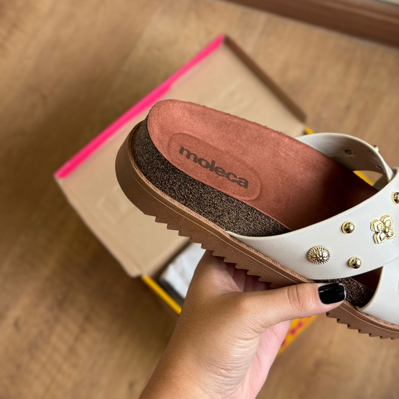 Sandália Papete Moleca em X Pedrarias 5500.112