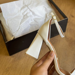 Sandália Vizzano Salto Bloco 6464.102