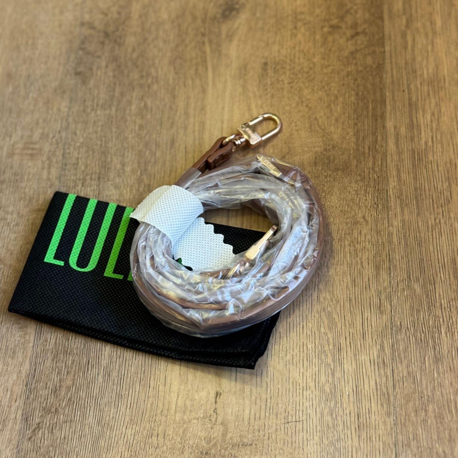 Bolsa Carteira Santa Lolla Costura Transversal 0470.547E