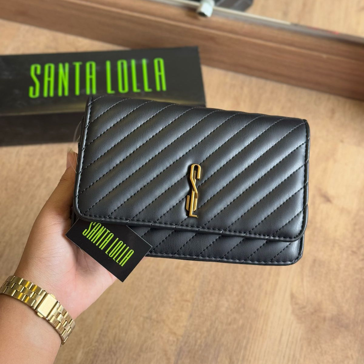 Bolsa Santa Lolla Pequena Soft Transversal  0470.4EE8.037B