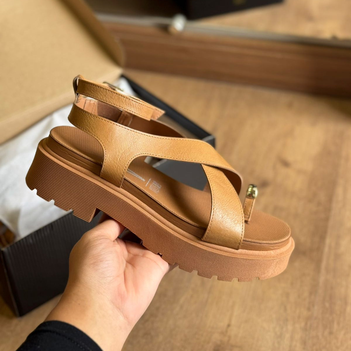 Sandália Vizzano Tiras Entrelaçados 6499.122