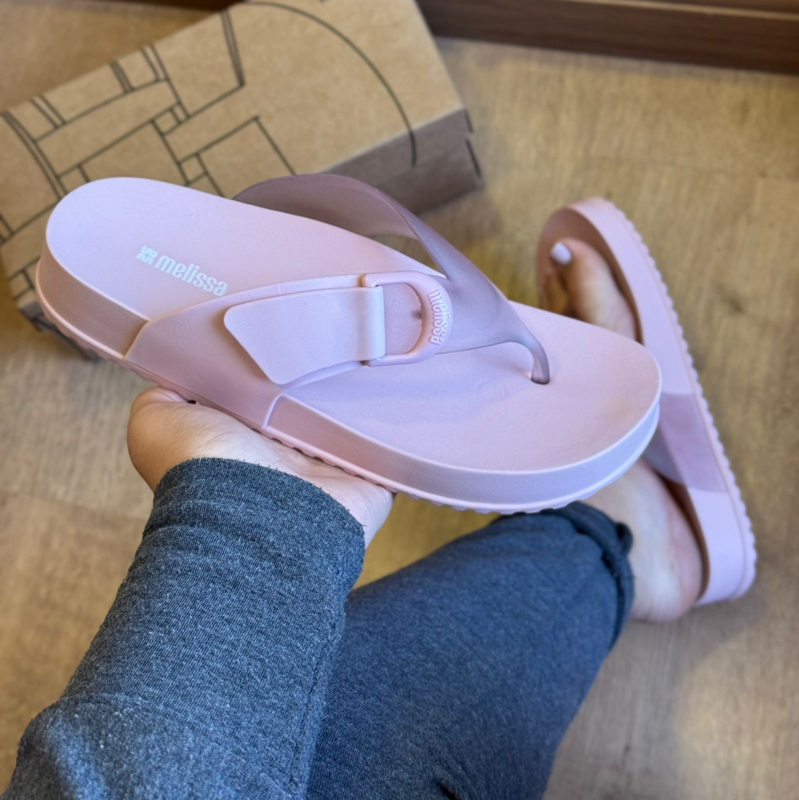 Sandália Melissa Cozy Thong 37742