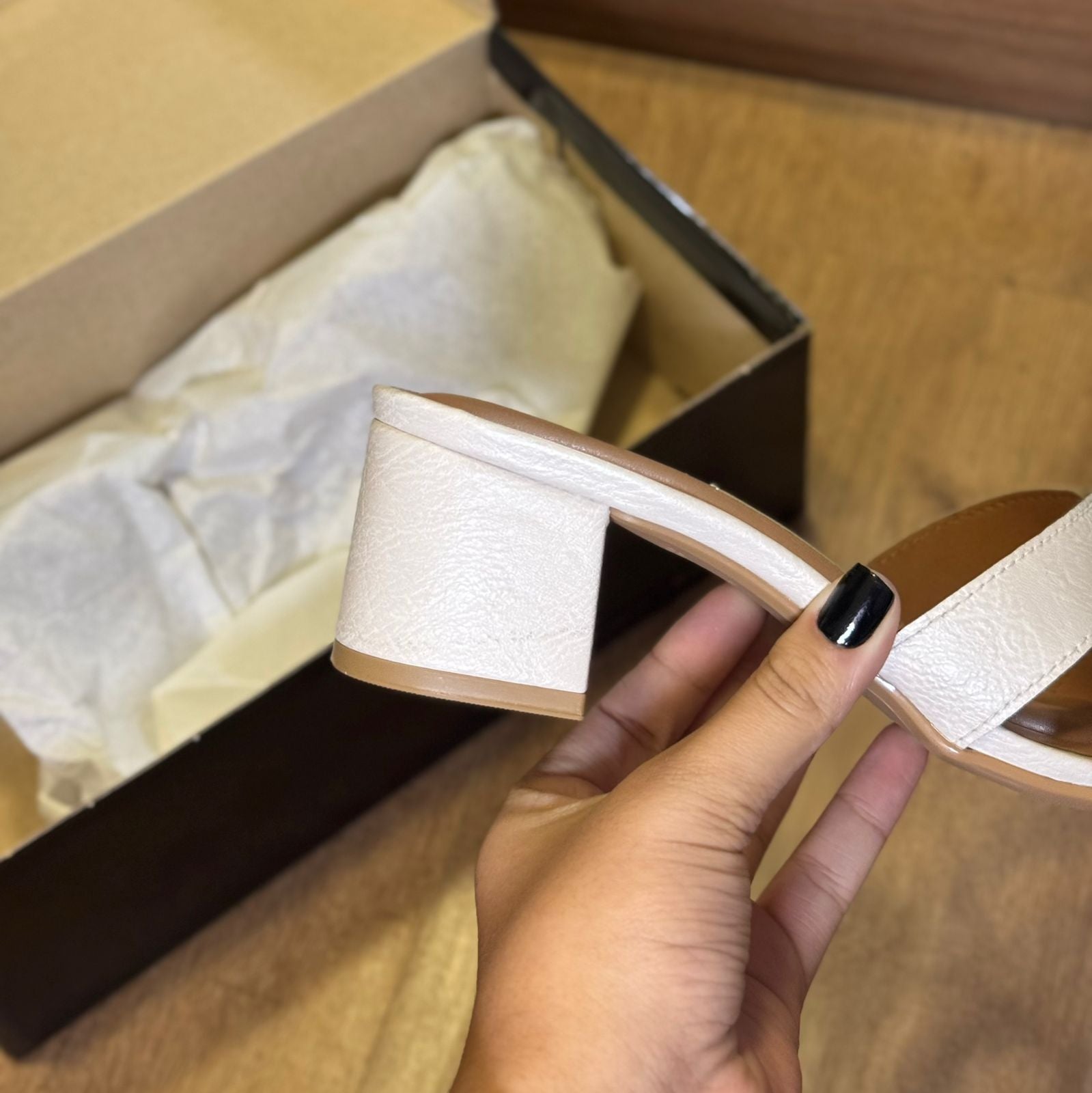 Salto Vizzano Salto Bloco Detalhe Quadrado Dourado 6291.1187