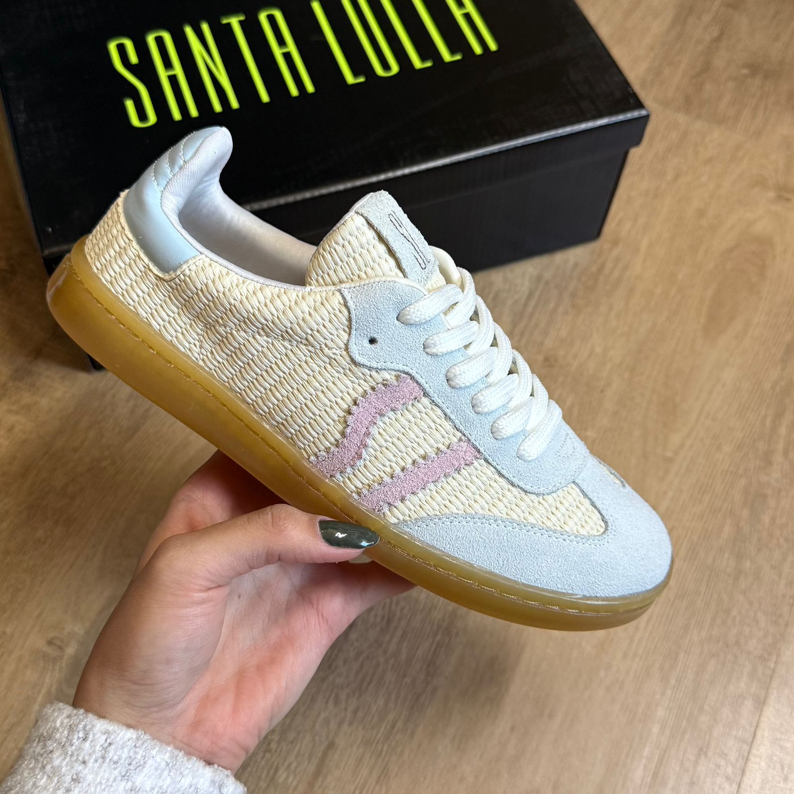 Tênis Santa Lolla Camurça Recortes 056D.4C9C.035A