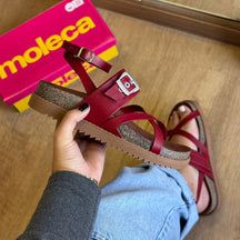 Sandália Moleca com Ajuste Tratorada 5500.113