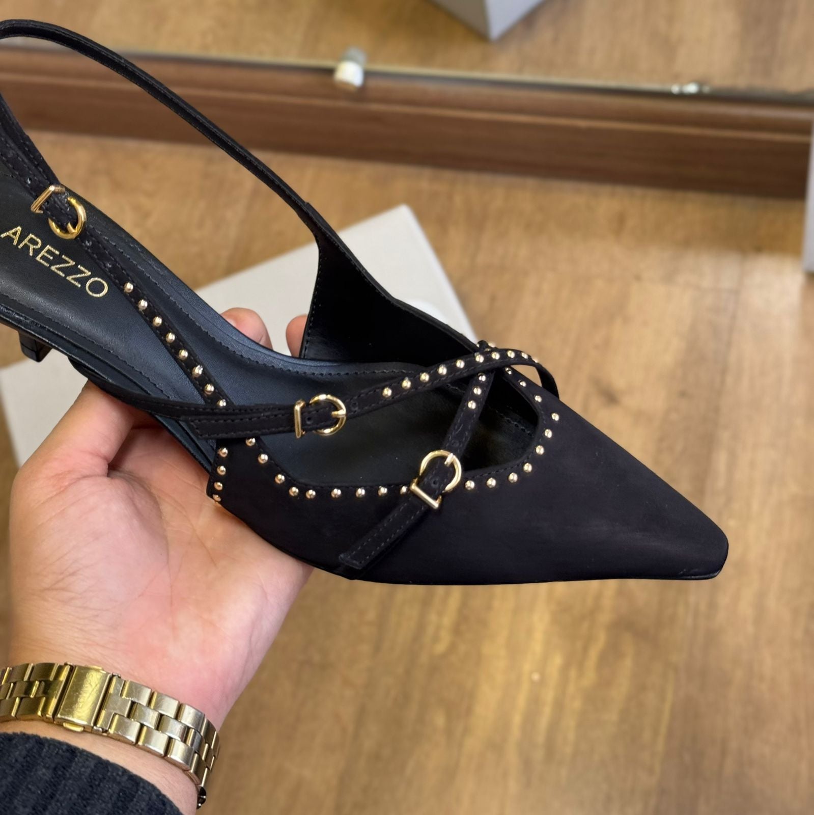 Scarpin Arezzo Bico Fino A132110019