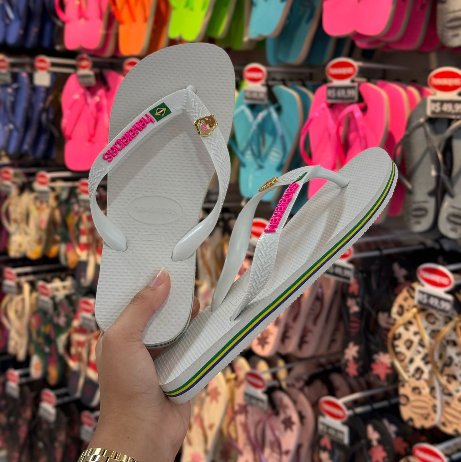 Havaianas Brasil + Placa Logo + Pins Capivara