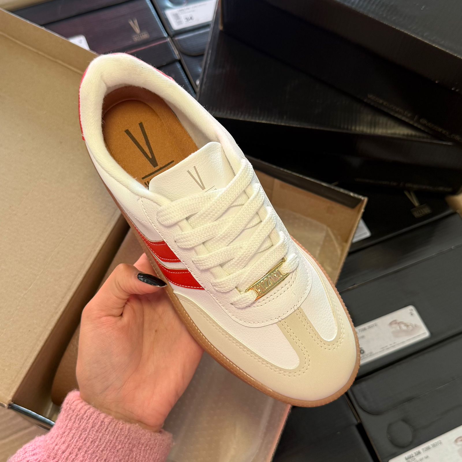 Tênis Vizzano Detalhes Laterais 1444.100