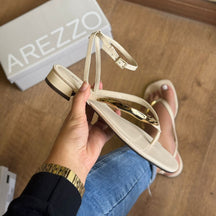 Sandália Arezzo de Salto com Detalhe na Tira A135610010