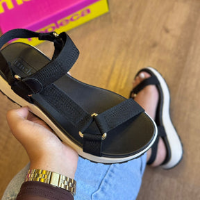 Sandália Moleca Plataforma Tiras Grossas 5537.102