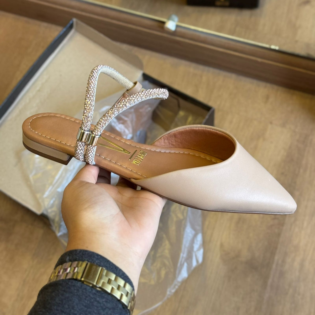 Sandália Vizzano Rasteira Bico Fino 1206.1003